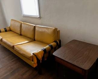 Rowe couch , end table