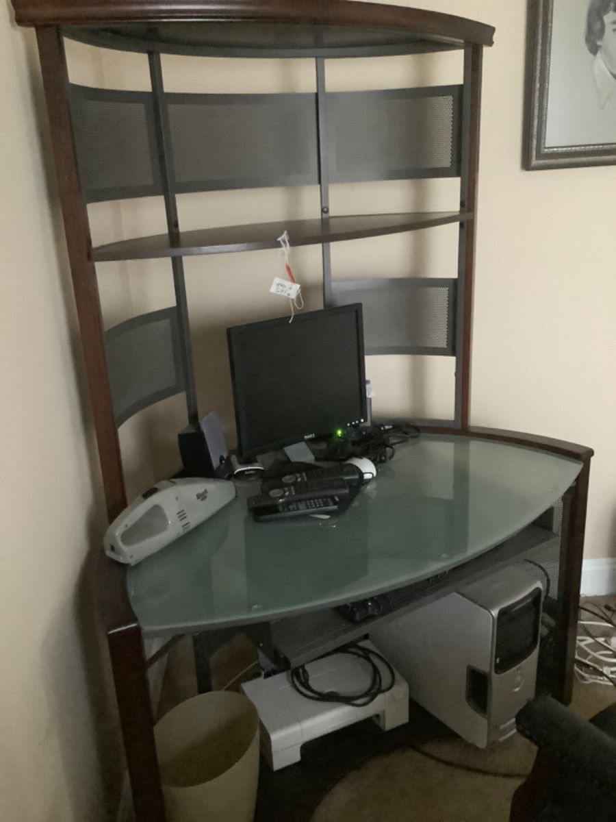 Modern desk corner fit…80.00