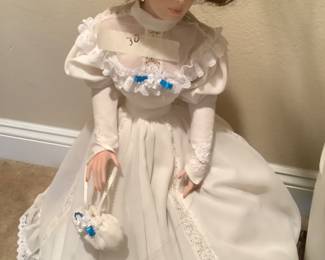 20.00 large feminine doll