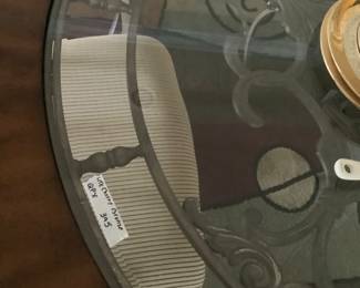 sizefrom Ashley 195.00..solid and xlent