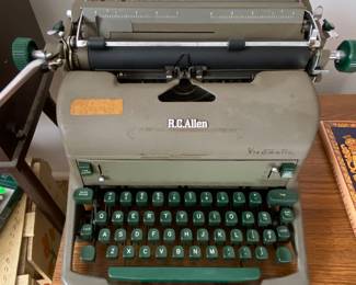 RCAllen Typewriter 