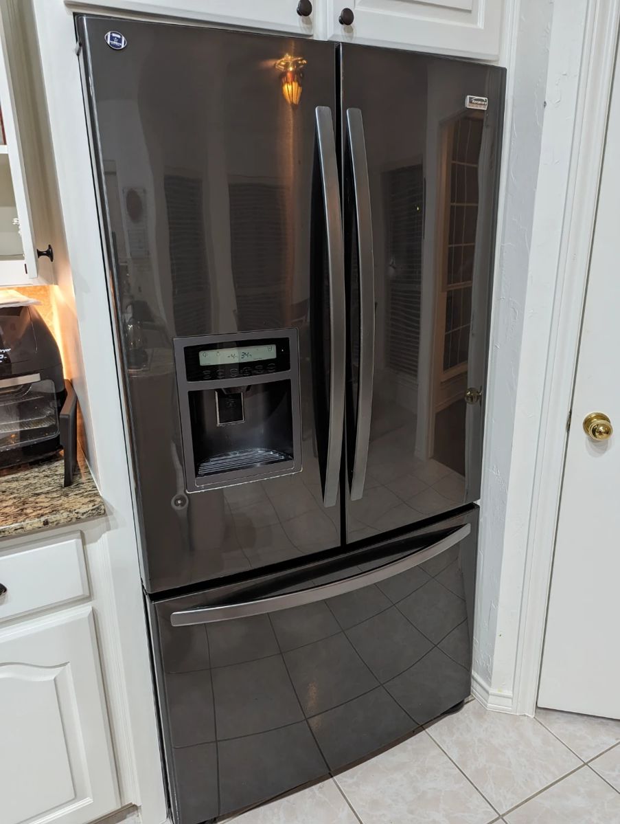 McKinney Briar Ridge Estate Sale in Mckinney, TX starts on 11/4/2023