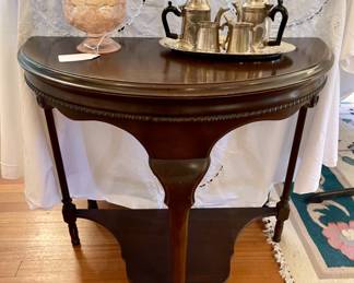 Demilune Table