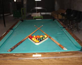Pool Table Cues and Balls