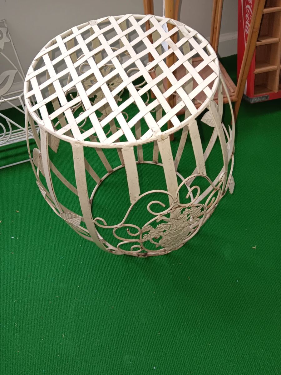 Online Estate Auction Rolphs Auction Depot... starts on 10/31/2023