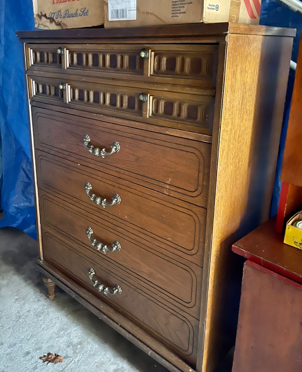 ESTATE of VALUE BENSON ESTATE SALE 2 of 2 starts on 11/4/2023