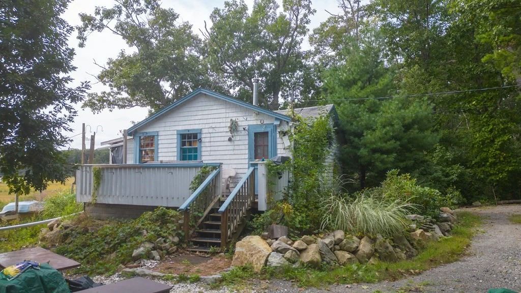 Indoor Estate Sale in Rowley, MA starts on 11/4/2023