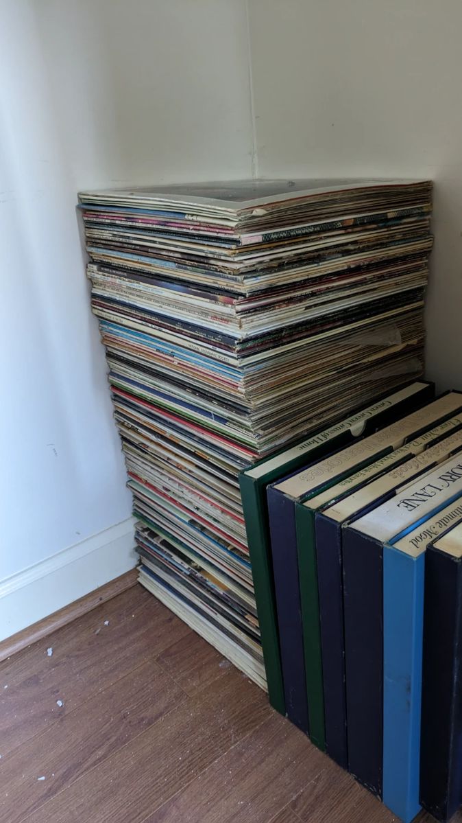 Sale offering Quality Crafts, Records & More starts on 11/10/2023