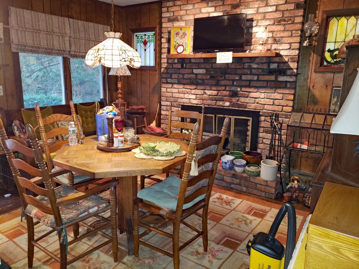 Oakdale Time Capsule Estate Sale starts on 11/18/2023