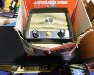 Vintage bicycle radio