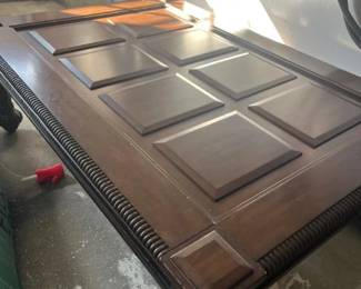 Fabulous cocktail table ( this is the one to put that mirror on !)