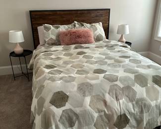 H90 - $475 - Queen Bed Frame with adjustable base. Like new - clean mattress. 