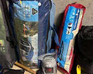 H106 - $20 tent - $12 Screen House