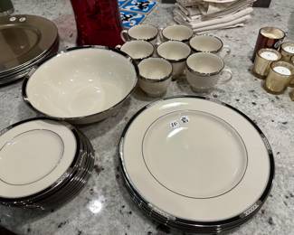 H135 - $75 - Lenox China - 20 pcs