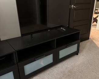 H85 - 1 TV left! - $120 EACH - TCL 42S515 - Smart TV 4K UHD