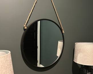 H77 - $30 - 24" Round Mirror. 