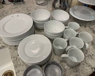 H36 - $105 Crate & Barrel White Dish Set - like new.  10 dinner plates & bowls, 9 salad plates,  6 mugs