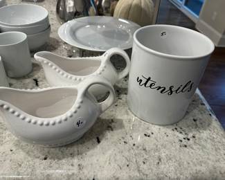 H37 - $4 Gravy Boats, $5 Utensil jar