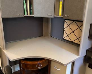Corner desk and hutch