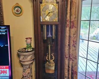 Vintage Colonial Grandfather Clock
