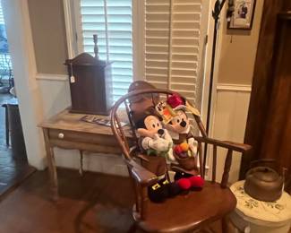 Thanksgiving Pilgrims Minnie and Mickey, Windsor armchair, folk art painted cheese box, kettle