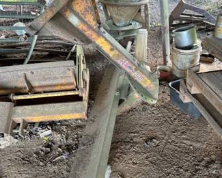 Little Rhino scrape blade