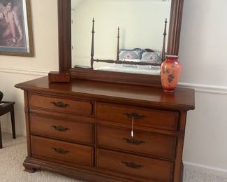 1960 bedroom suite, dresser