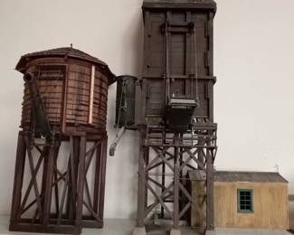 Hand built water tower & coal tower for garden railways