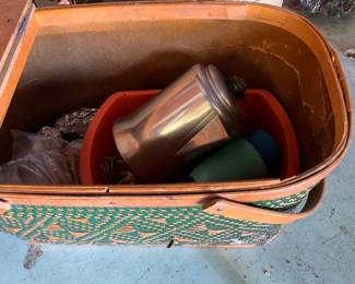 Garage- inside of picnic basket