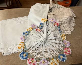 Vintage scarves/doilies