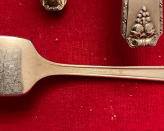 Prestige (plate) on dinnerware