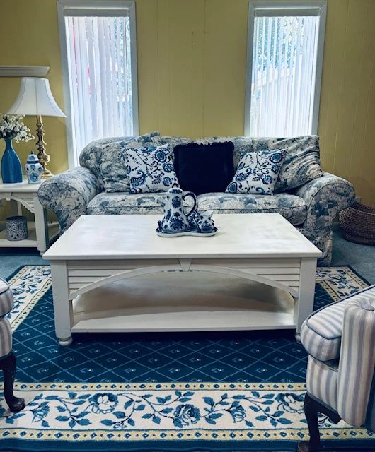 San Mateo Blue Moon Estate Sale in Jacksonville, FL starts on 11/10/2023