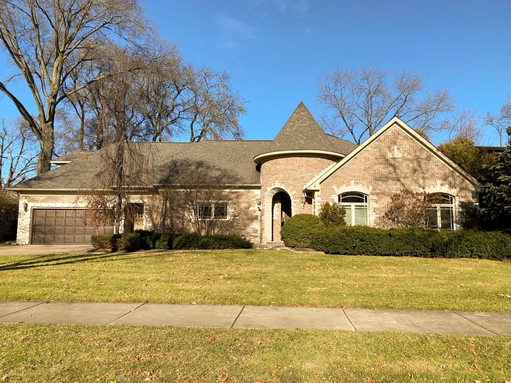 40 OFF Huntington Woods Estate Sale starts on 12/16/2023