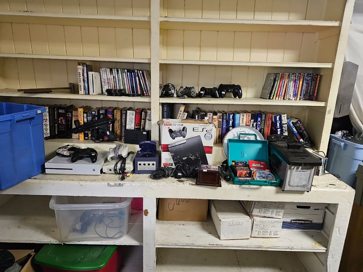 Southside estate sale in San Antonio, TX starts on 11/10/2023