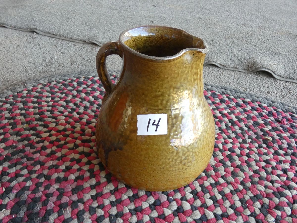 Sand Mtn Pottery one handle with spout