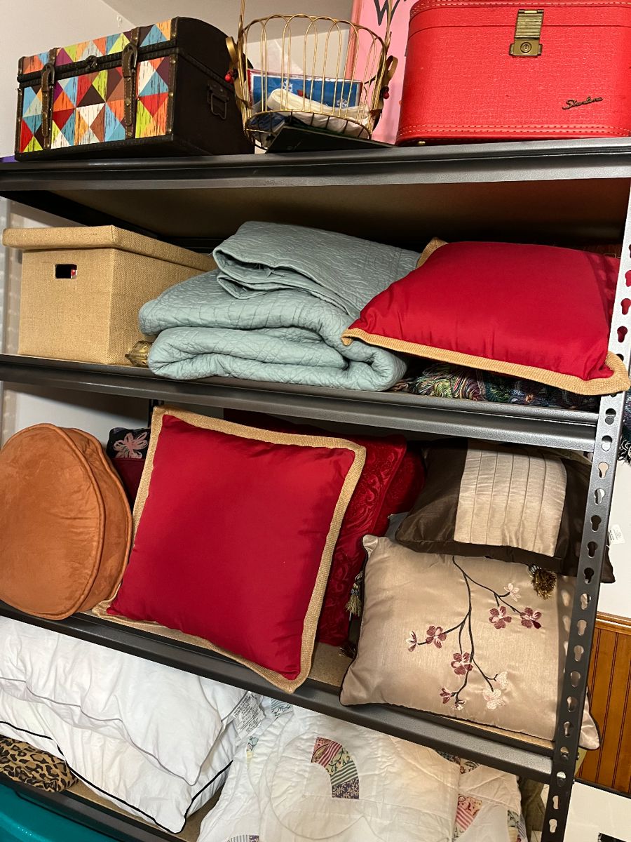 MidCentury Sale and boutique Sale in Jackson, TN starts on 11/4/2023