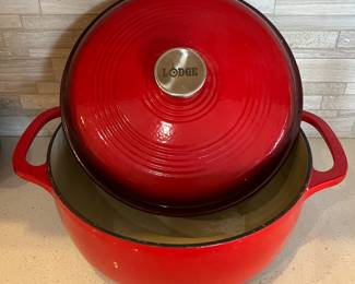 Lodge Pot