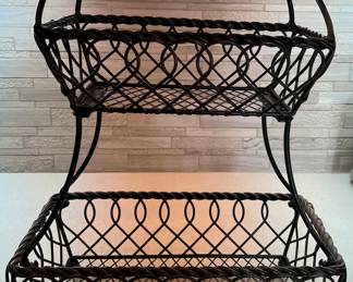 Metal 2-Tier Basket