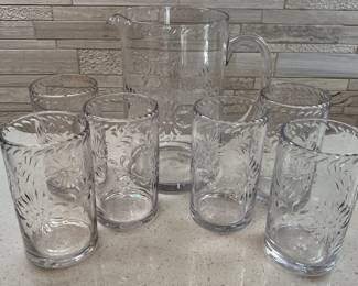 Set/6 Plasticware Glasses w Pitcher
