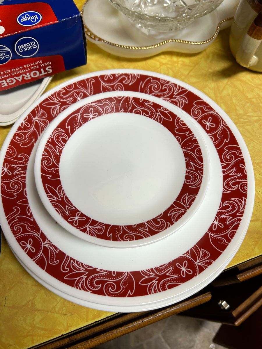Corelle Plates