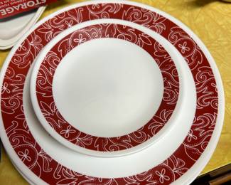 Corelle Plates 