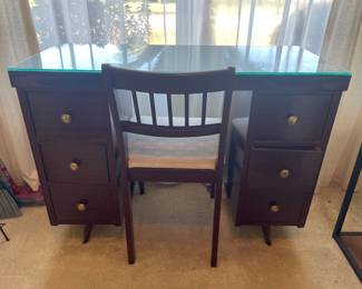 $120 Glass top desk with chair 40x18x30
