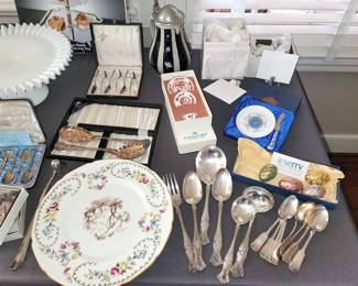 Royal Doulton Serving pieces