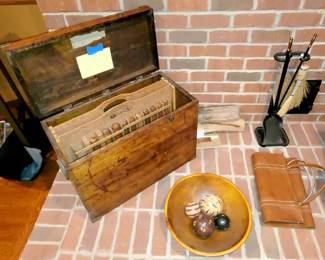 WW1 wood carving set with chest
