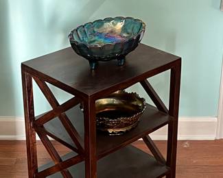 Side table in walnut 