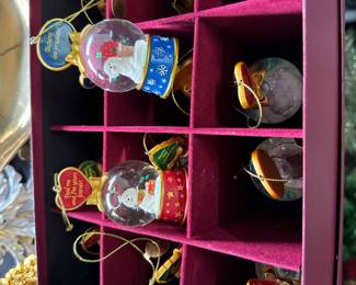 Danbury mint ornament set