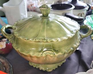 Ceramic soup tureen