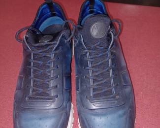 Louis Vuitton Run Away Sneakers