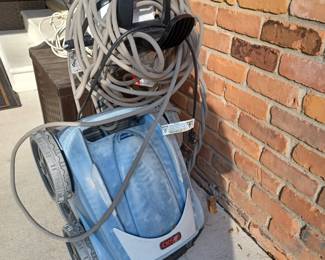 Robotic Pool Cleaner