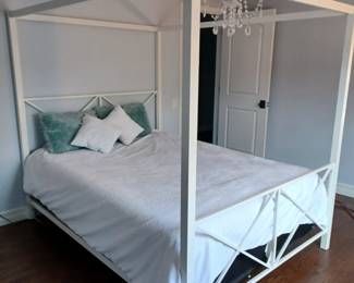 Canopy Bed with Sleep Number Mattress